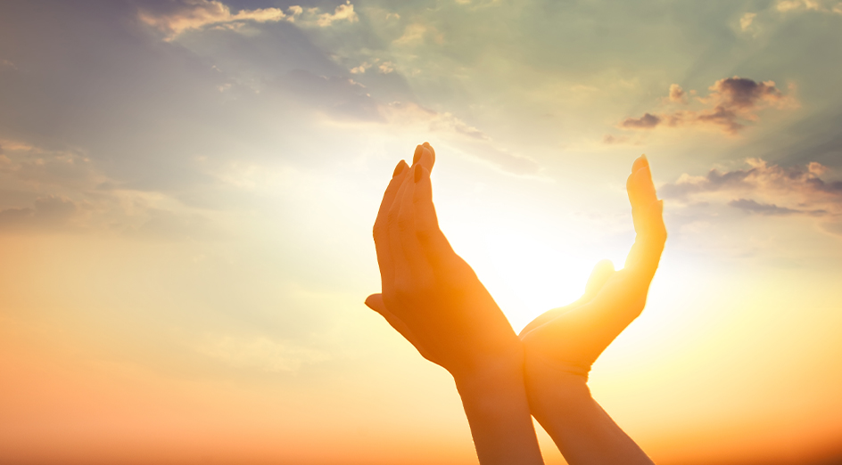 Reiki chữa lành bằng đôi bàn tay 