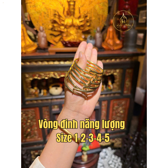 Vòng đinh năng lượng 